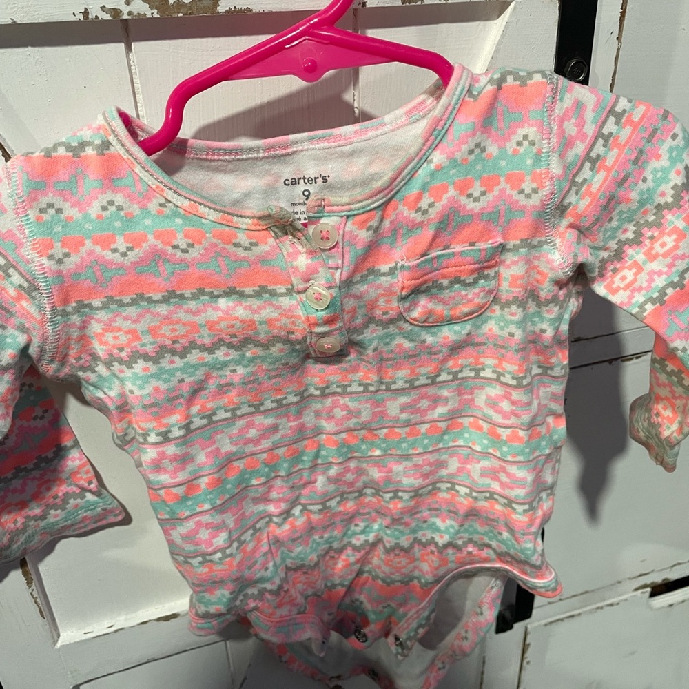Carter’s Baby Girl 9 Month Onsie